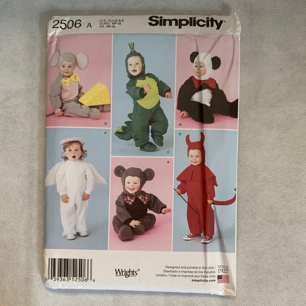 Simplicity 2506 Mouse Devil Dragon Angel Bear Panda Toddler Costumes Sew Pattern